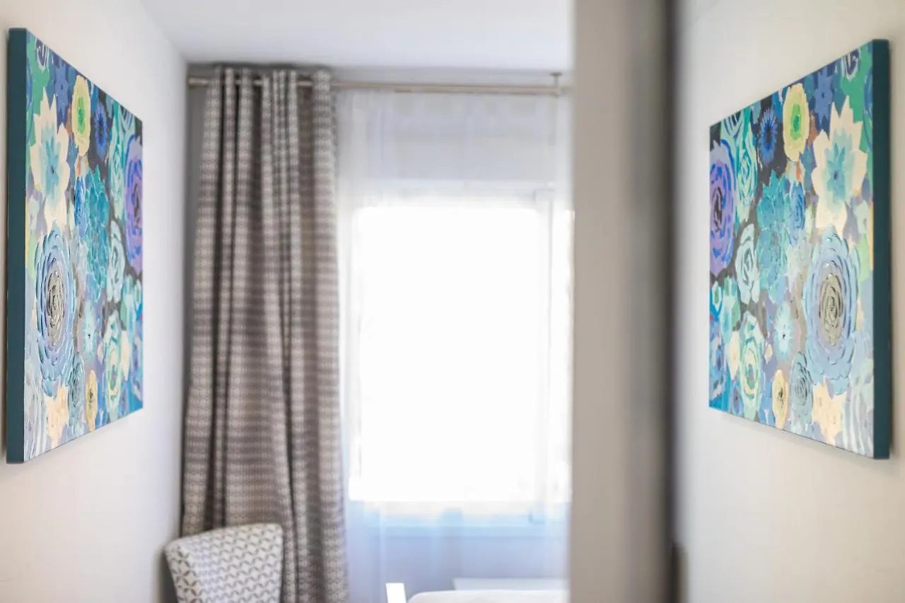 Stylish 3 Bedroom Apartment At The Heart Of Nueva Andalucia Close To Centro Plaza Marbella Spain